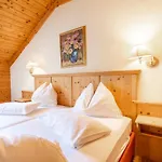 Maison d'hôtes Gasthof-appartements Sportalm Bad Kleinkirchheim